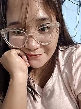 Snapshot of PussyCherry chatting on October 2025 05:29:02 AM PussyCherry online show from October 2025 05:29:02 AM