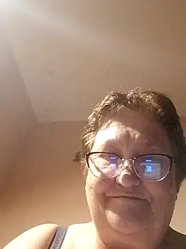 Katherine735 online show from May 2026 11:31:02 PM