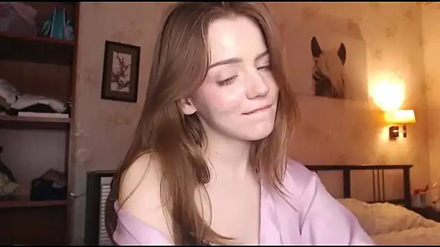 Olivia Mensy online show from October 2025 08:30:02 PM