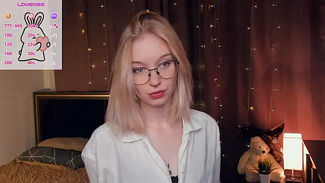 CleoStier online show from October 2025 07:15:01 PM