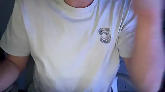 Snapshot of matrixx_9 chatting on February 2026 06:15:02 PM matrixx 9 online show from February 2026 06:15:02 PM