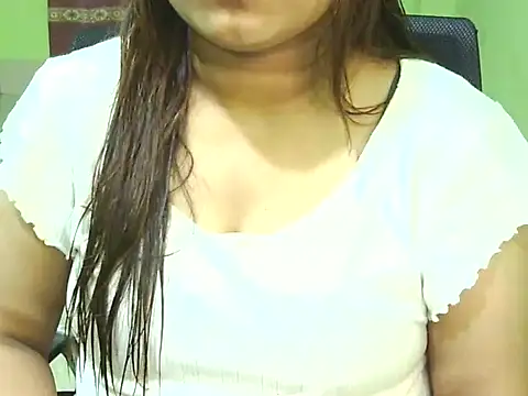 Kiara pari online show from October 2025 04:19:01 PM