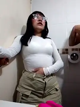 angie rousse  online show from November 2025 01:22:02 PM