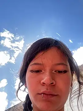 Ninfa pink online show from November 2025 04:17:01 PM