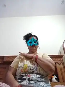 Honey-26 online show from April 2026 09:23:02 AM