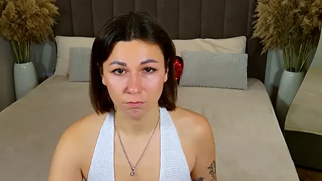 EdenSolis online show from November 2025 09:45:01 AM