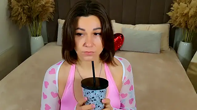 EdenSolis online show from January 2026 11:02:02 AM