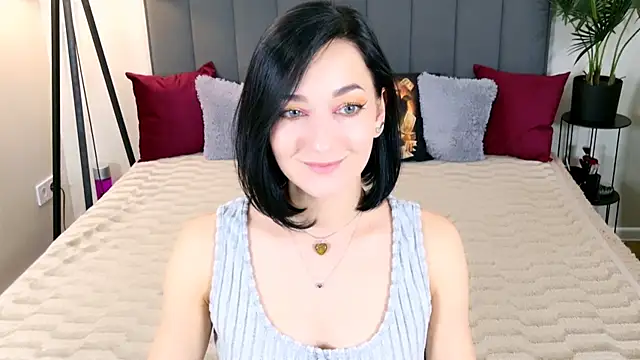 BaileeLynn online show from July 2026 01:25:01 PM