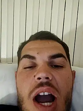 Alexszader36 online show from November 2025 08:21:01 PM