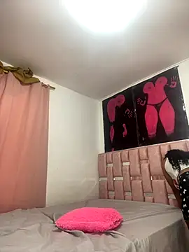 abby moss 2 online show from October 2025 01:55:02 PM