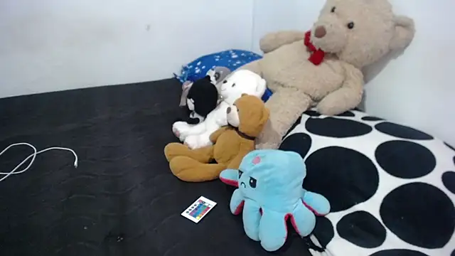 Antonhyjared online show from April 2026 08:18:01 PM