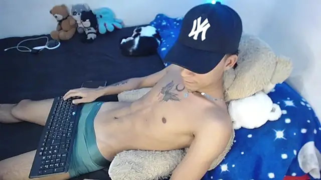 Antonhyjared online show from April 2026 11:22:02 PM