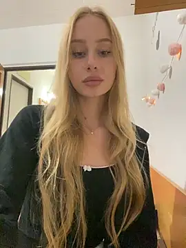 RemyStyles online show from October 2025 04:17:02 PM