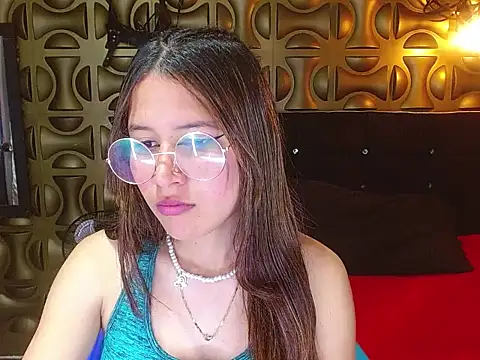 tinibunny online show from November 2025 07:35:01 PM