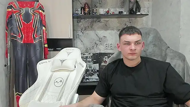 MIKE GOD19 online show from February 2026 05:40:02 PM