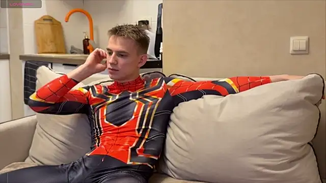 MIKE GOD19 online show from April 2026 08:20:02 PM