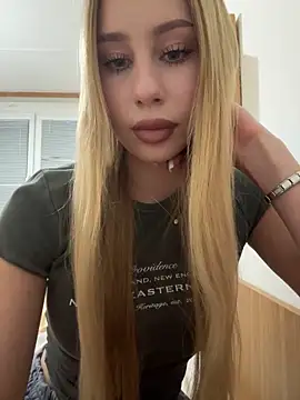 JudithCarly online show from April 2026 09:34:02 PM