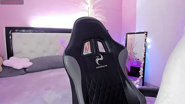 Barbieteeen online show from March 2026 04:25:02 AM