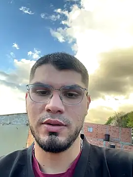 mirallesandbig online show from October 2025 10:06:02 PM