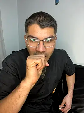 mirallesandbig online show from November 2025 10:47:01 PM