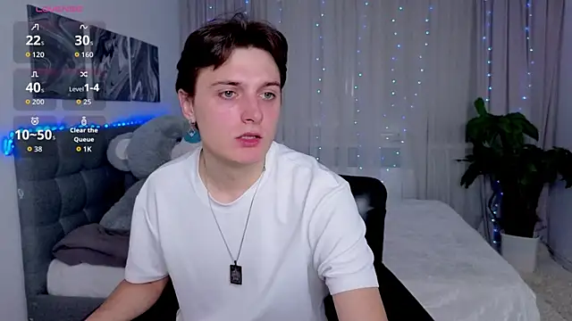 GGimperator  online show from October 2025 09:20:01 AM