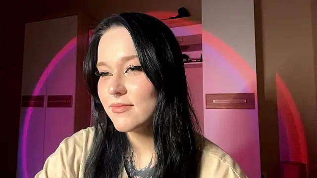 KristenGoodmon online show from October 2025 11:00:02 AM