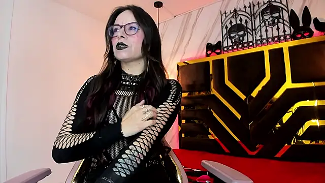 Snapshot of Evangelinejoness_ chatting on October 2025 12:22:02 PM Evangelinejoness online show from October 2025 12:22:02 PM