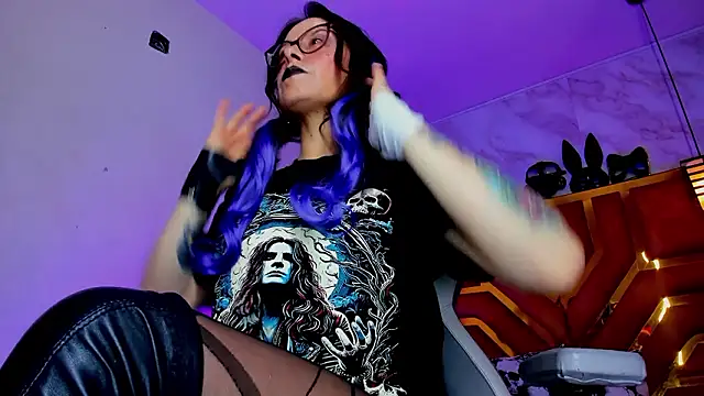 Evangelinejoness  online show from March 2026 12:01:01 PM