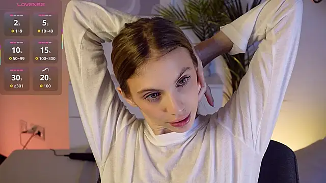 mia silkk online show from November 2025 06:08:01 AM