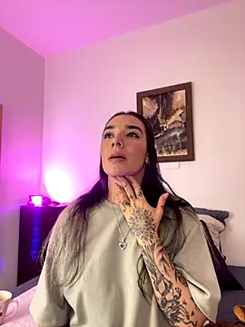 Snapshot of _Emily_Sands_ chatting on October 2025 11:20:01 PM  Emily Sands  online show from October 2025 11:20:01 PM