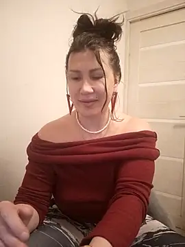 Ambika beauty online show from April 2026 09:30:02 PM