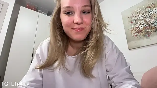 AIicaparkerc online show from February 2026 07:40:01 PM