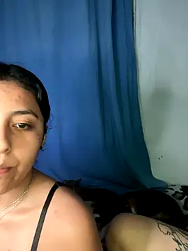 Snapshot of Die-lunara chatting on October 2025 11:04:01 PM Die-lunara online show from October 2025 11:04:01 PM