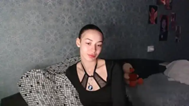 Snapshot of Daphne_Darkthorn chatting on November 2025 02:21:01 AM Daphne Darkthorn online show from November 2025 02:21:01 AM