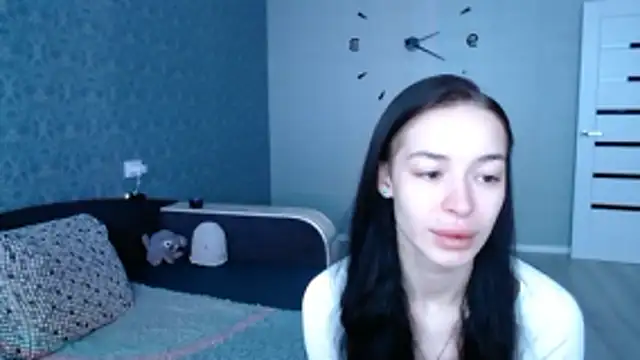 Snapshot of Daphne_Darkthorn chatting on November 2025 08:36:02 AM Daphne Darkthorn online show from November 2025 08:36:02 AM