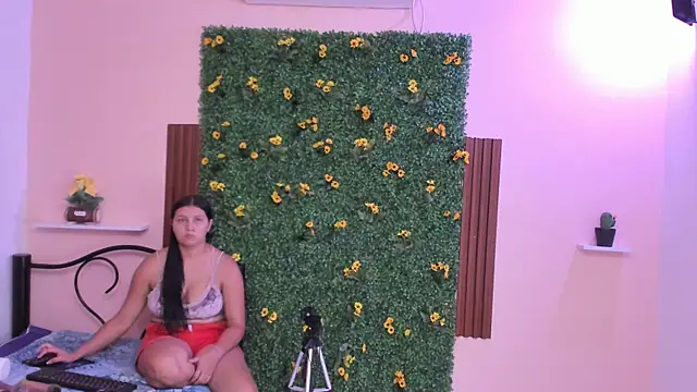 creysydulce online show from November 2025 02:00:02 AM