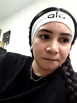 sophia salazar18 online show from October 2025 08:29:01 PM