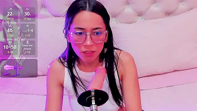 GabbiePrice online show from October 2025 01:51:02 PM