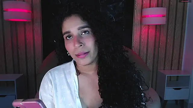 Snapshot of Belindamuller chatting on March 2026 12:06:02 AM Belindamuller online show from March 2026 12:06:02 AM