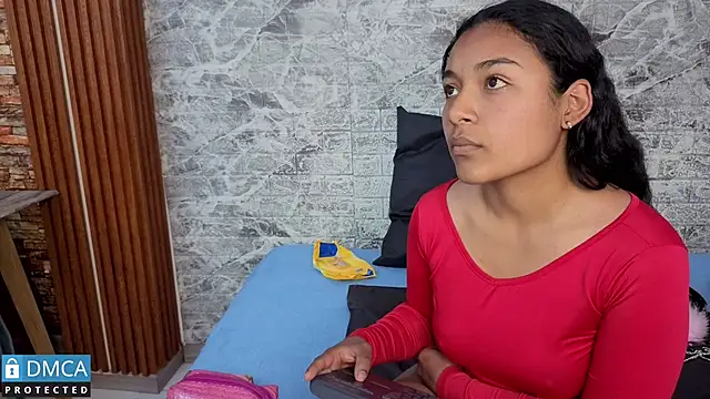 taylorexotic online show from December 2025 07:30:02 PM