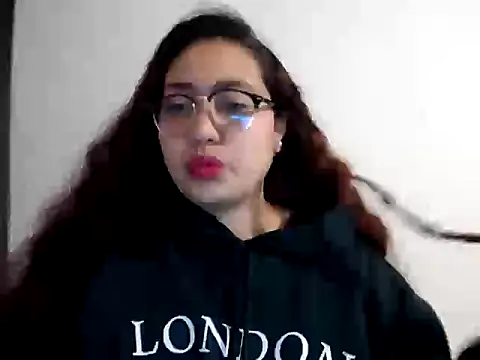 I AM ISABELLA online show from October 2025 04:37:02 AM