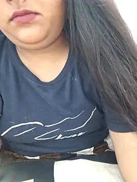 Saffroncutie online show from October 2025 11:27:02 PM