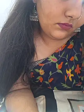 Saffroncutie online show from October 2025 03:13:01 PM