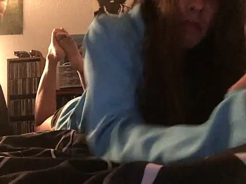 Snapshot of Feetwolf0 chatting on October 2025 06:02:02 AM Feetwolf0 online show from October 2025 06:02:02 AM