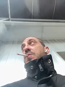 AlexGogo23 online show from March 2026 07:03:02 AM