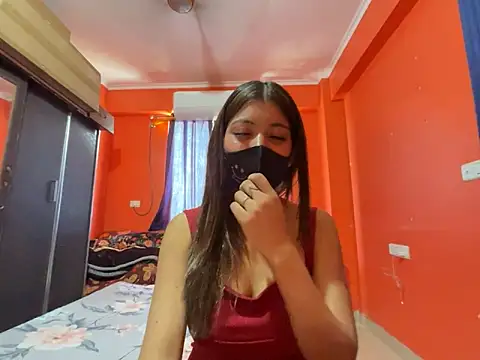 Snapshot of HOT_HONEY10 chatting on May 2026 05:56:01 AM HOT HONEY10 online show from May 2026 05:56:01 AM