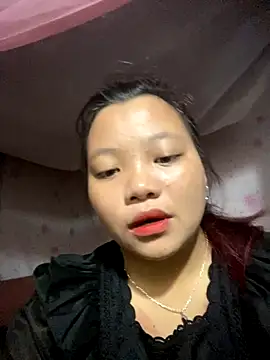 minyka online show from October 2025 12:11:02 AM