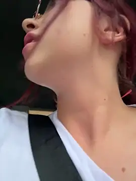 Snapshot of l0lita_sweet chatting on October 2025 10:22:02 PM l0lita sweet online show from October 2025 10:22:02 PM