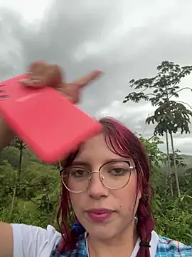 Snapshot of l0lita_sweet chatting on November 2025 09:48:02 PM l0lita sweet online show from November 2025 09:48:02 PM