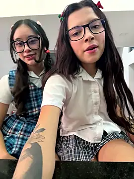 Snapshot of l0lita_sweet chatting on January 2026 04:44:01 PM l0lita sweet online show from January 2026 04:44:01 PM